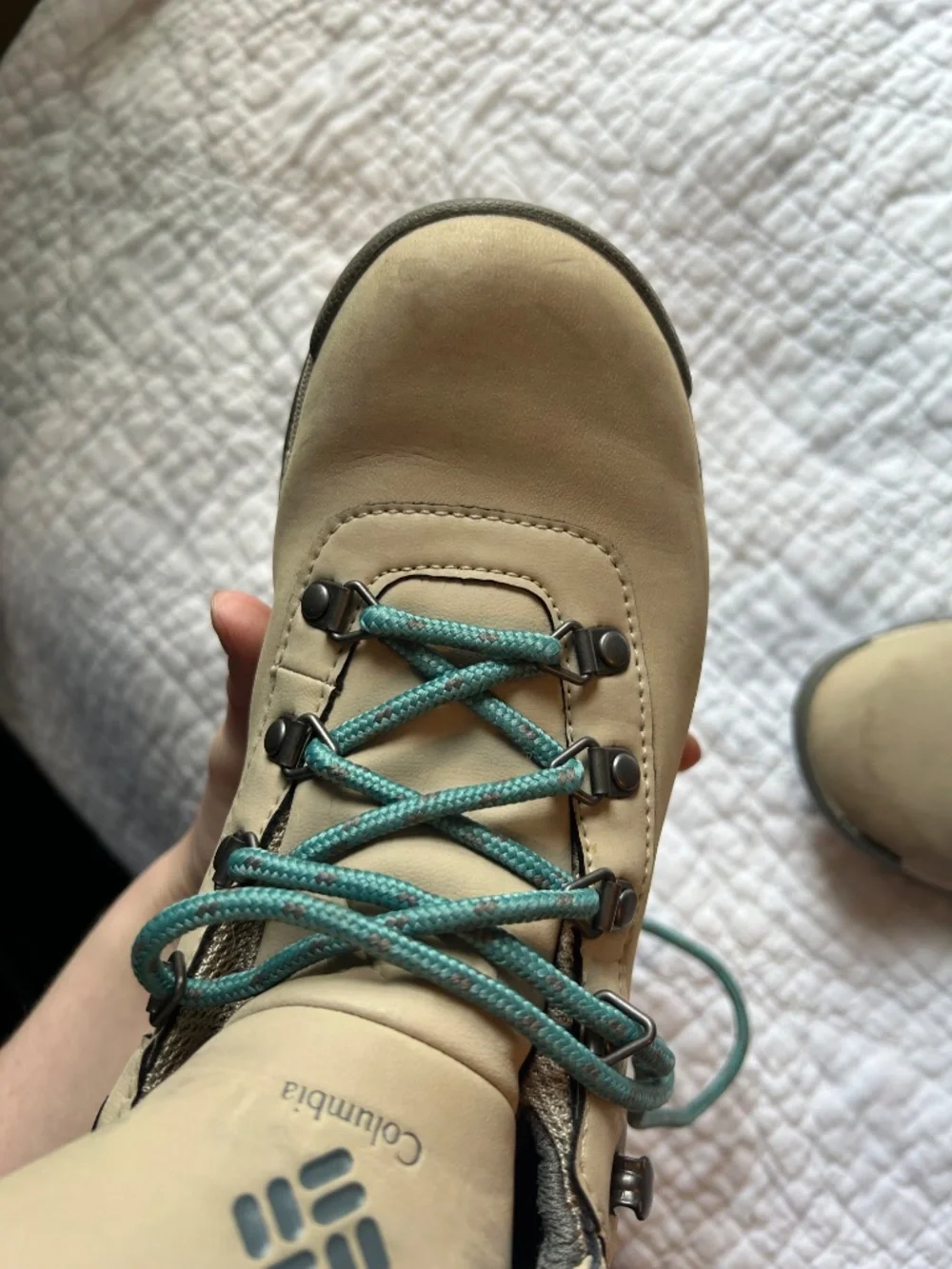 Columbia Hiking books women’s 7